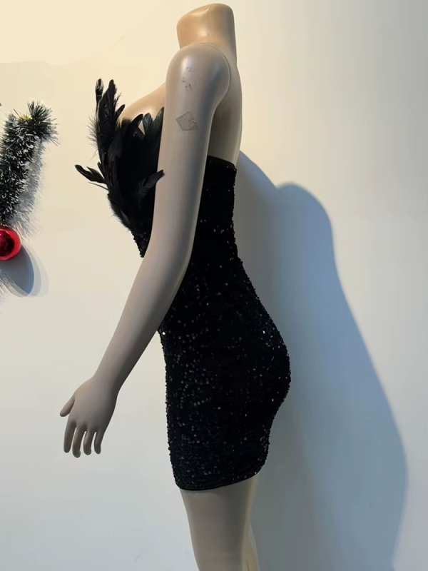 Znaiml Luxury Birthday Women’s Feathers Sequin Strapless Deep V-neck Black Bodycon Mini Dresses Sexy Club Party Night Prom Robe 4