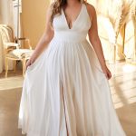 Plus Size A-Line Curvy Fitted Bodice V-Neck Long Wedding Dress CD7469WW