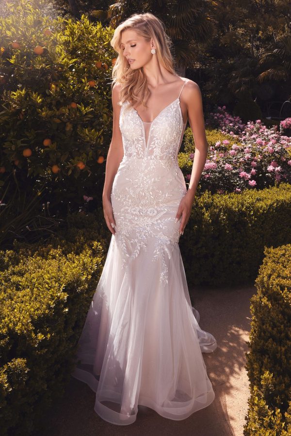 Vika Lace Mermaid Wedding Gown - Image 6