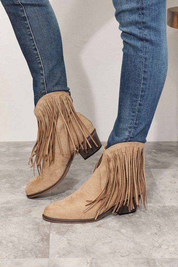 Women's Cowboy Boots: Stunning Fringed Must-Have Style - Image 3