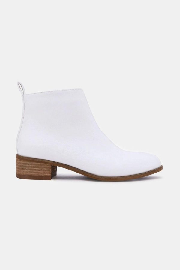 MayFair PU Leather Block Heel Boots - Image 2