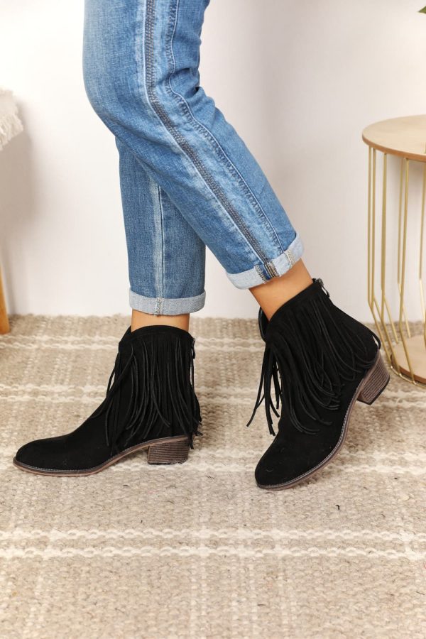Women's Cowboy Boots: Must-Have Stylish Fringe Design - Image 2