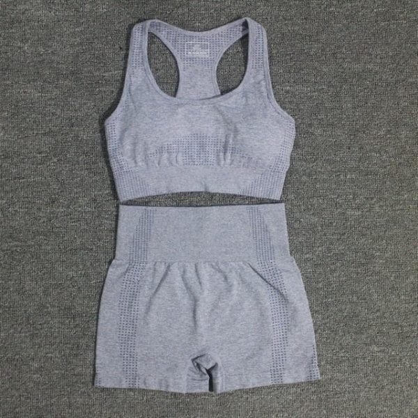 Seamless Yoga Set: Must-Have, Quick-Dry Women’s Activewear - Image 53