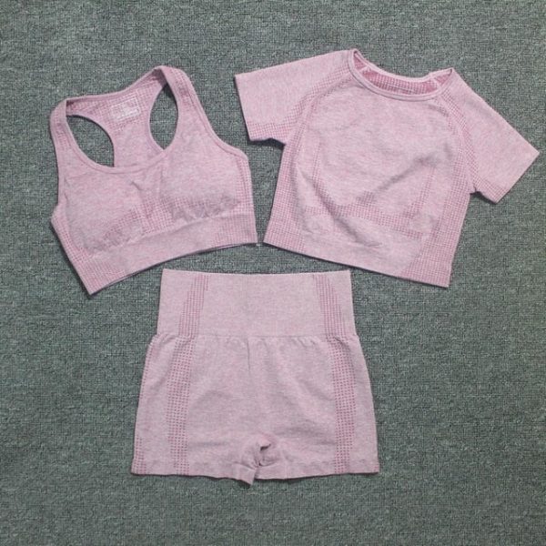 Seamless Yoga Set: Must-Have, Quick-Dry Women’s Activewear - Image 10