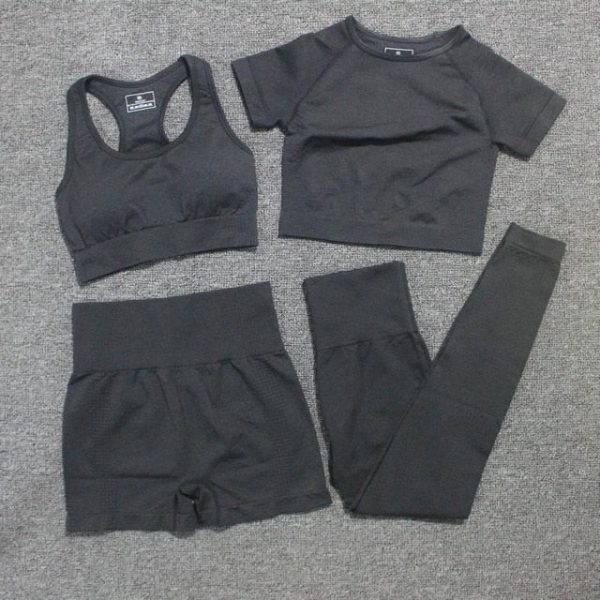 Seamless Yoga Set: Must-Have, Quick-Dry Women’s Activewear - Image 25