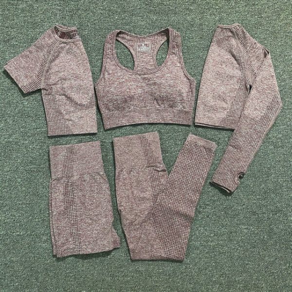 Seamless Yoga Set: Must-Have, Quick-Dry Women’s Activewear - Image 59