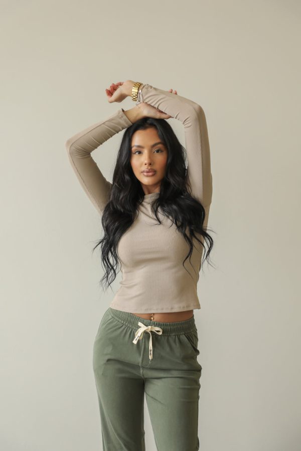 Ribbed Round Neck Long Sleeve Top (CAPELLA)