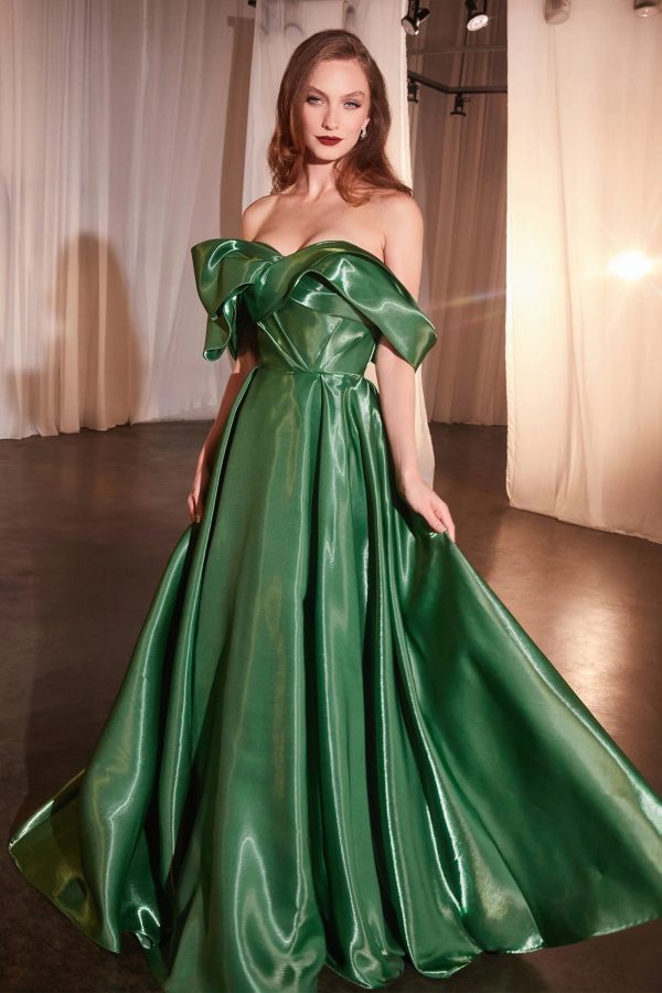 off‑the‑shoulder ball gown – organza drama for galas - Image 2