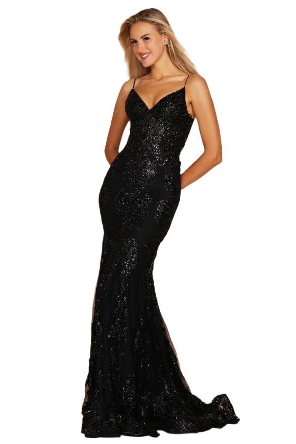 Corset-Style Gown: Structured Bodice for Hourglass Perfection - Image 6