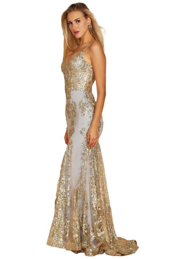 Corset-Style Gown: Structured Bodice for Hourglass Perfection - Image 4