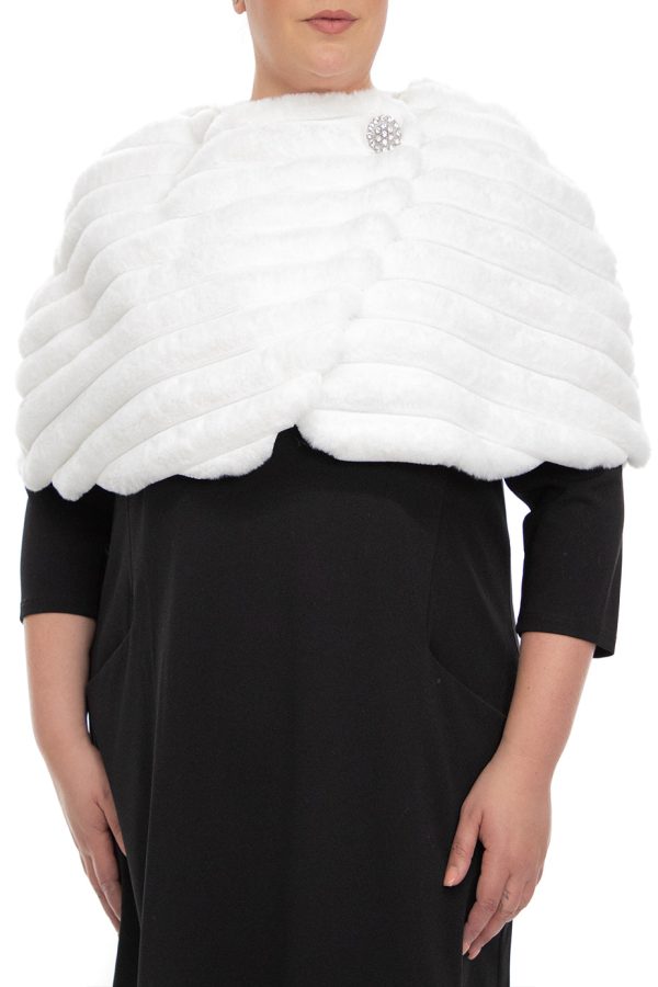 faux fur capelet – Cozy, Sustainable Style for Any Look - Image 9