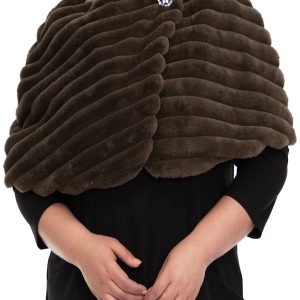 faux fur capelet – Cozy, Sustainable Style for Any Look