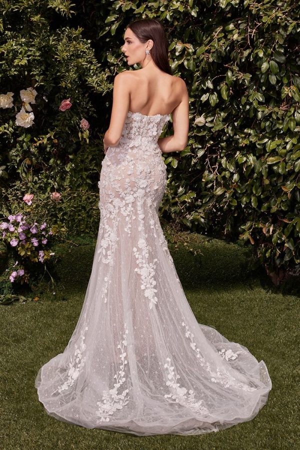 Mermaid Wedding Gown: Strapless Sweetheart & Floral Tulle Drama - Image 2